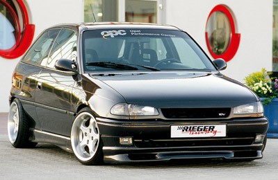 Voorspoilerlip Opel Astra F niet gsi Rieger