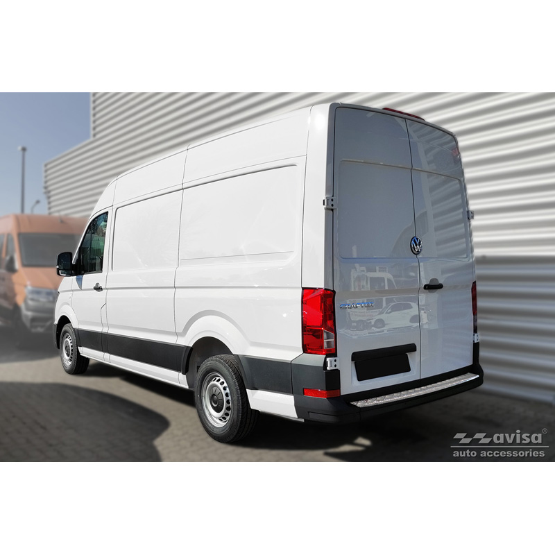 RVS Achterbumperprotector  Volkswagen Crafter & MAN TGE 2017- 'Riffled' ('XL'-version)