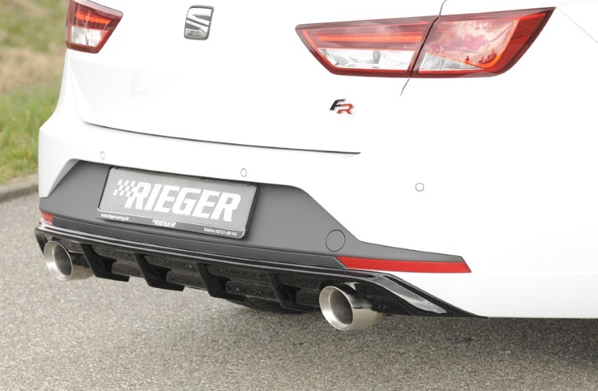 Diffuser Seat Leon F5 FR 5 dr. (ST) Rieger sportuitlaat links + rechts glans zwart
