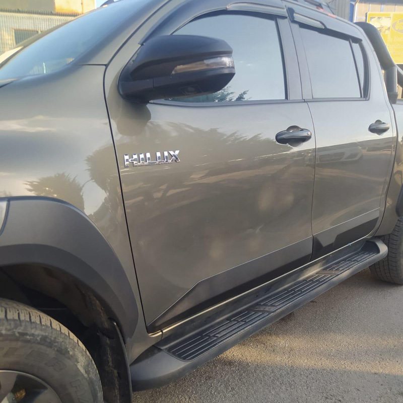 Deurpanelen  Toyota Hilux 8e Gen. 2015- - Versie 2 - Matzwart