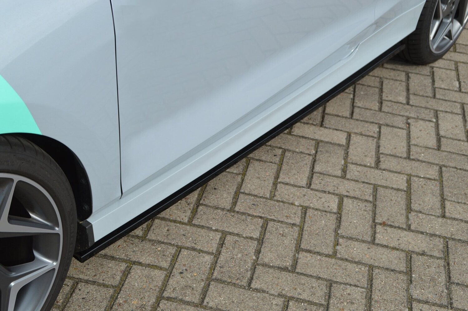 Zijskirts Ford Fiesta ST MK8 JHH
