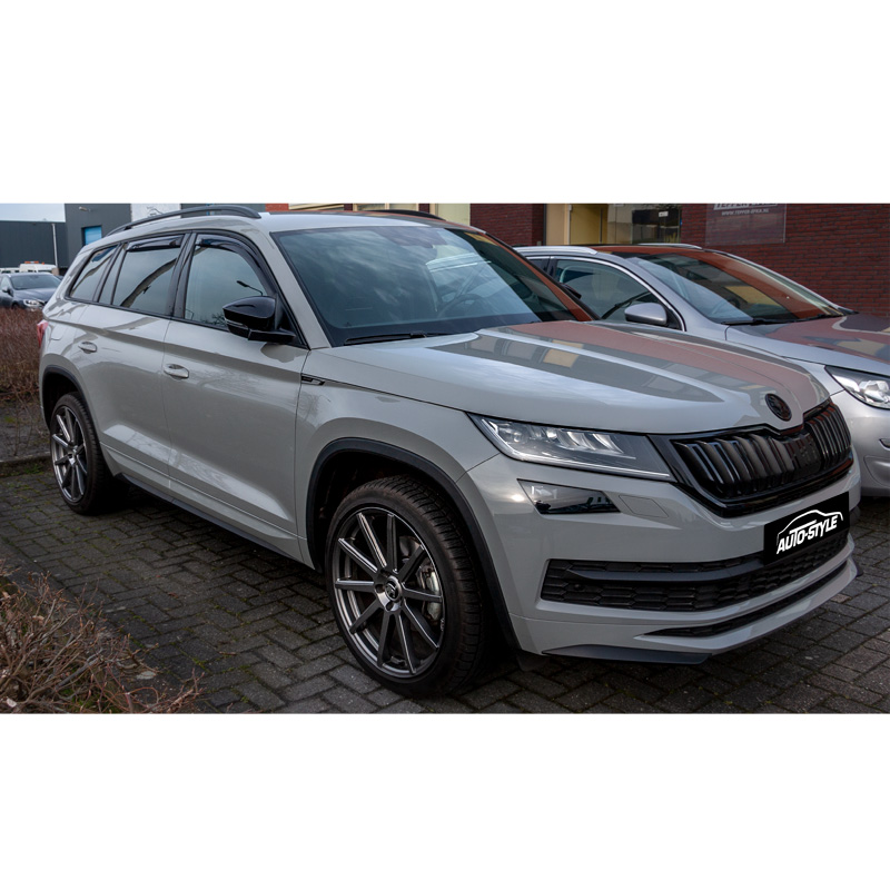 Zijwindschermen Master Dark (achter)  Skoda Kodiaq 2017- (chromen of zwarte raamlijsten)