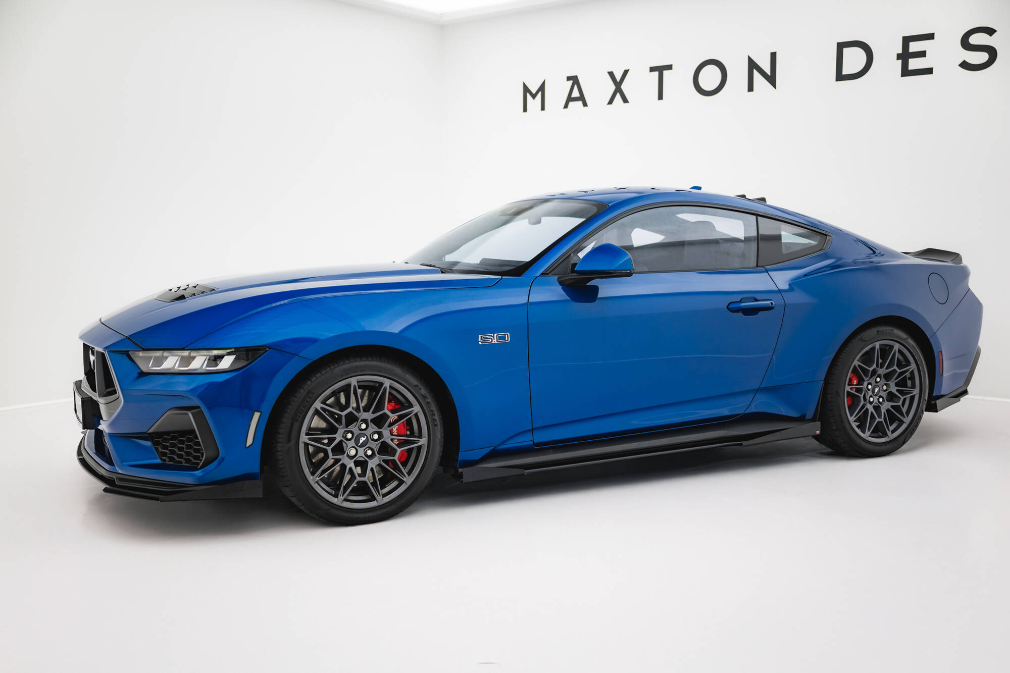 Street Pro Zijskirts + Flaps Ford Mustang GT MK7 Maxton Glanzend zwart