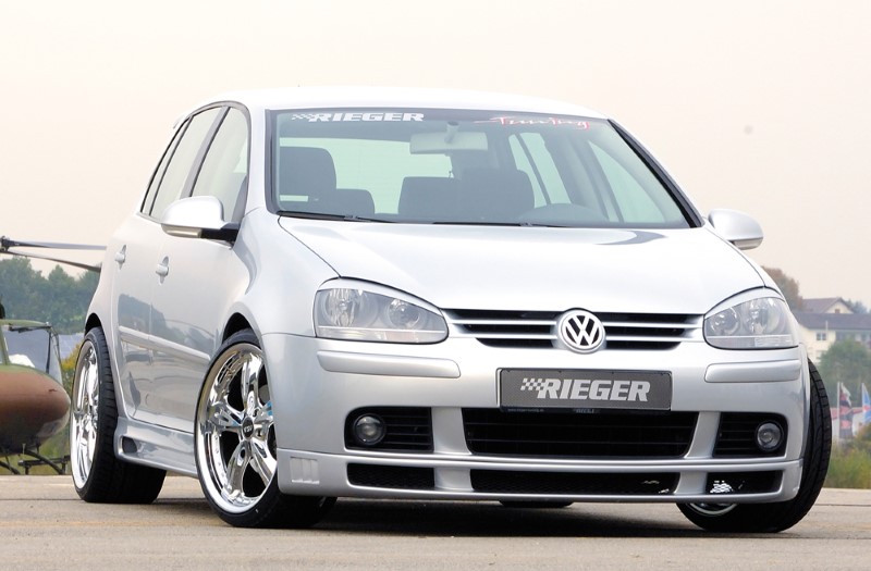 Voorspoilerlip Golf V met zijdelingse air-intakes Rieger