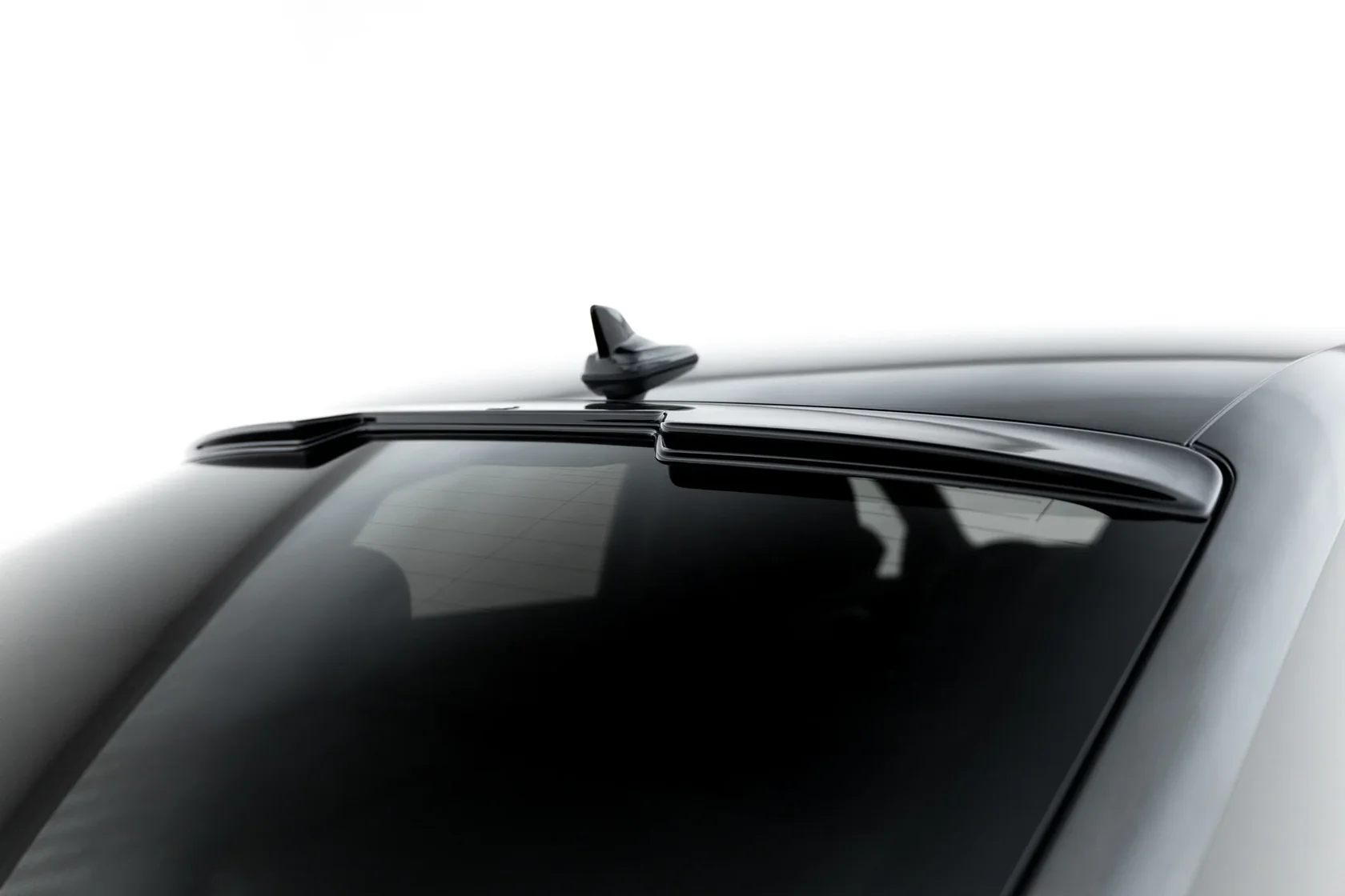 Hoge spoiler Audi A3 Sedan 8Y Facelift Maxton Glanzend zwart