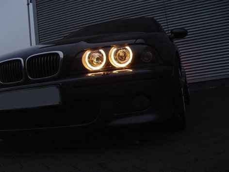 Koplampen passend voor BMW E39 Angel Eyes zwart