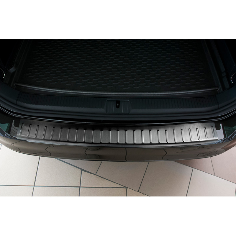 Zwart RVS Achterbumperprotector  Volkswagen Passat 3G Variant 2014-2023 'Ribs'
