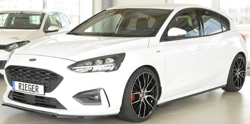 Zijskirts Ford Focus 4 ST/ST-Line Rieger