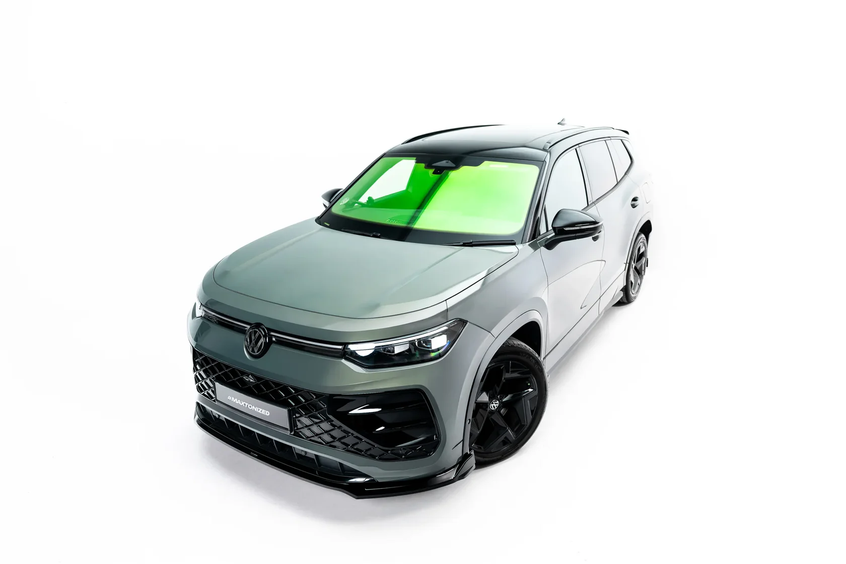 Volkswagen Tayron R-Line Mk1 Voorspoiler Glans Zwart