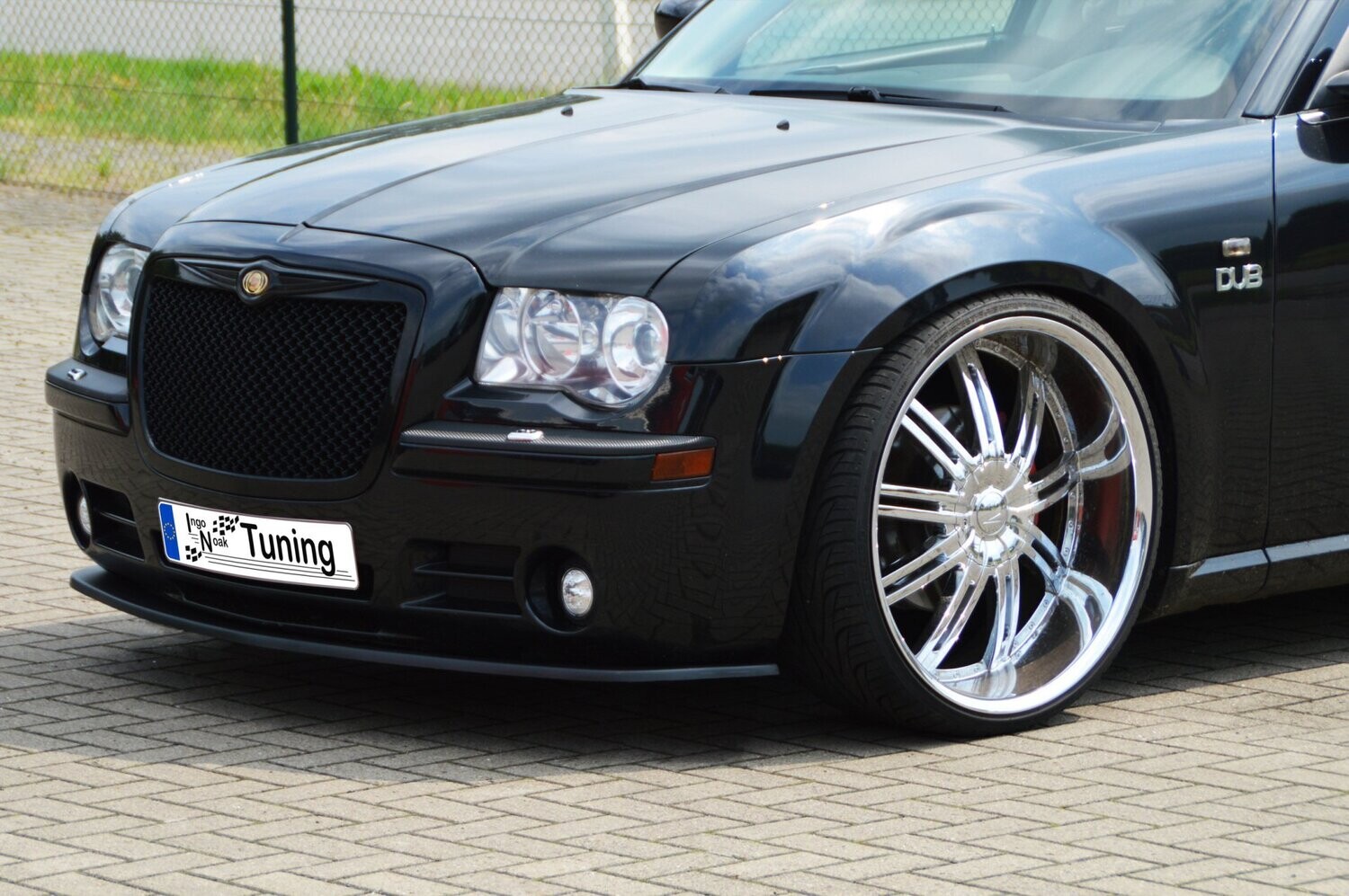 Voorspoiler lip Chrysler 300C 2004-2010